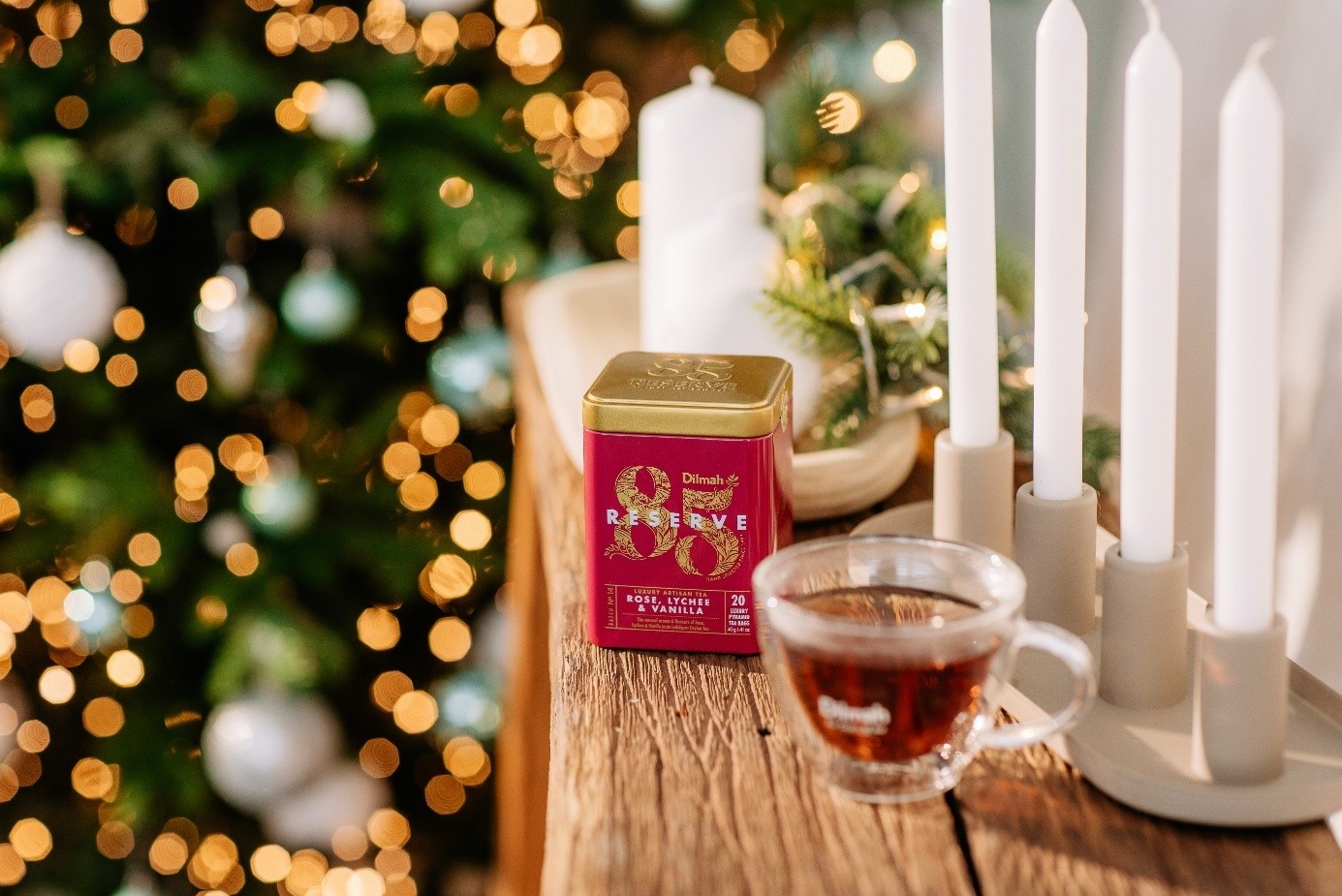 Herbata w puszce, idealna na prezent dla szefowej Dilmah Rose, Lychee & Vanilla.