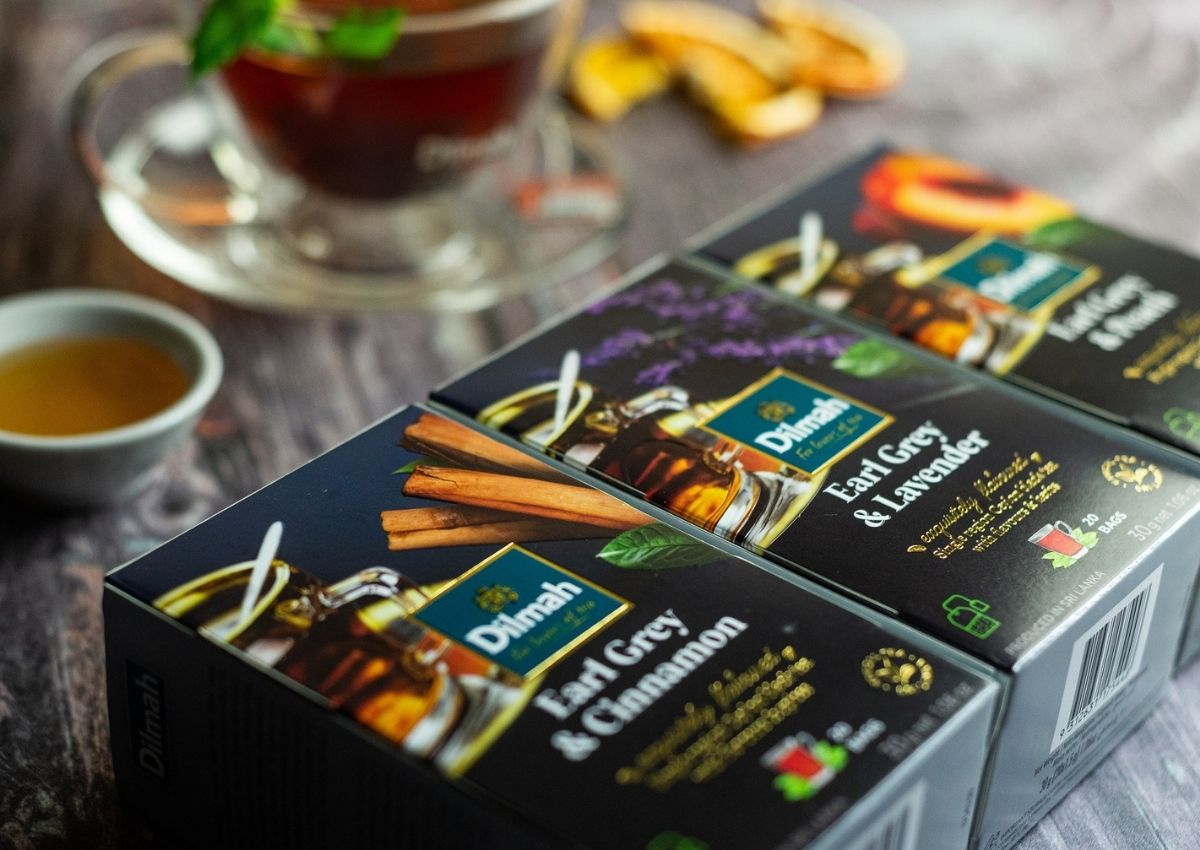 Herbaty Dilmah Earl Grey z dodatkami takimi jak lawenda, cynamon i brzoskwinia.